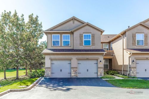 1871 Crenshaw Cir, Vernon Hills, IL, 60061-1242 | Card Image