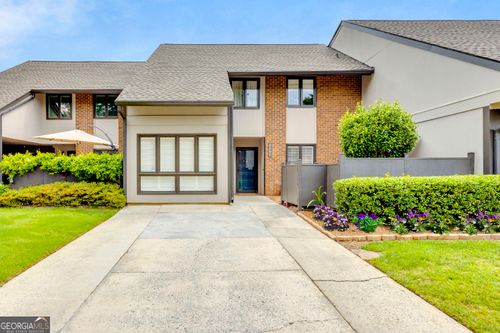 3252 Clairmont North Ne, Brookhaven, GA, 30329-1022 | Card Image