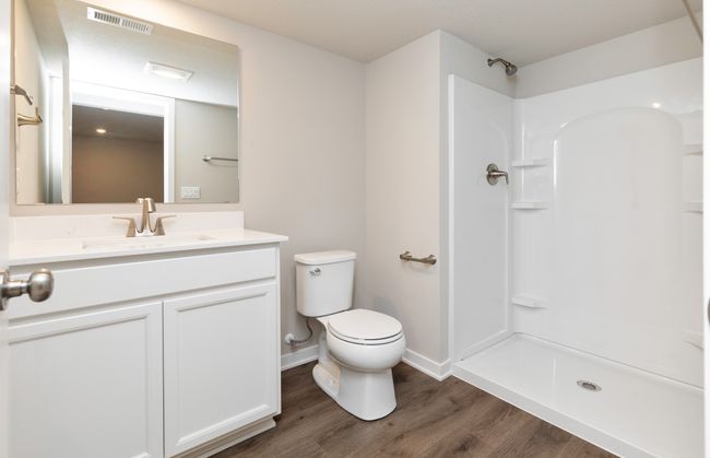815 Linden St, Condo with 3 bedrooms, 3 bathrooms and null parking in Carlisle IA | Image 34