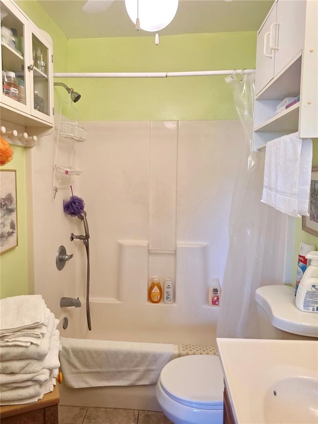 Bathroom | Image 28