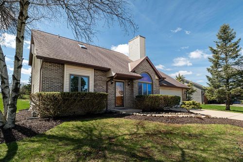 N75W23419 N Ridgeview Circle, Sussex, WI, 53089 | Card Image