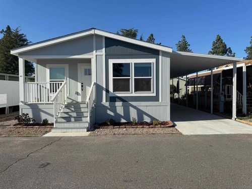 spc-45-725 W Thornton Ave, Hemet, CA, 92543-7701 | Card Image