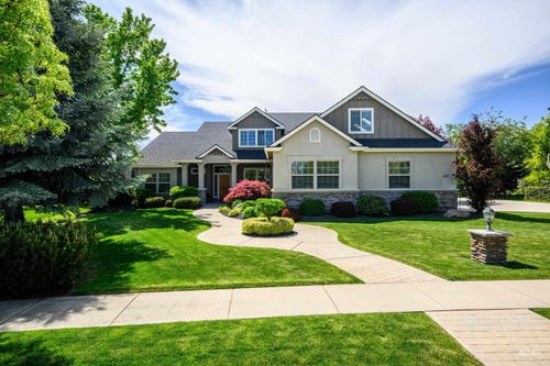 647 W Water Grove Dr, Eagle, ID, 83616-5748 | Card Image