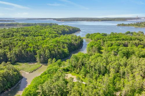 29 Crows Nest Dr, Freeport, ME, 04032-6039 | Card Image