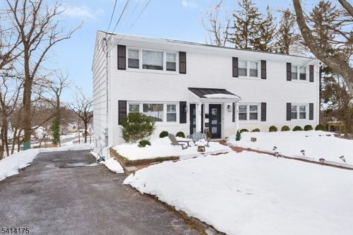 39-39 Park Ter, Caldwell, NJ, 07006-5547 | Card Image