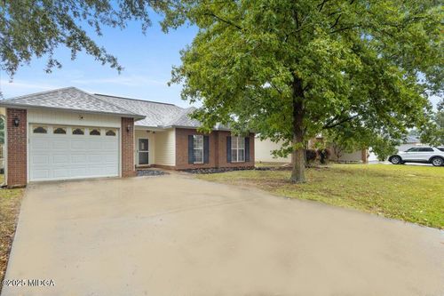 319 Tyson Glen Dr, Warner Robins, GA, 31088-2398 | Card Image