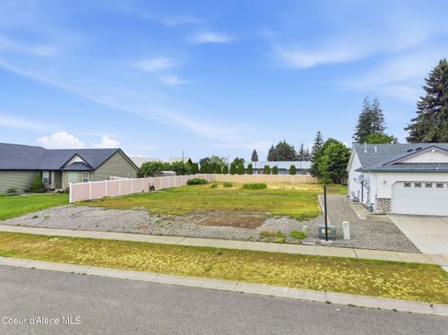 11936 Stinson, Hayden, ID, 83835 | Card Image