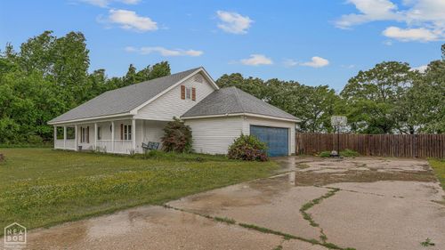 64 County Road 421, Jonesboro, AR, 72404-7582 | Card Image