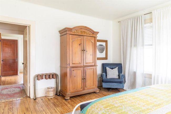 261 N Water St, House other with 2 bedrooms, 1 bathrooms and null parking in La Grange TX | Image 14
