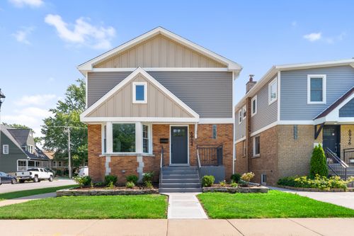 6924 34th St, Berwyn, IL, 60402-3303 | Card Image