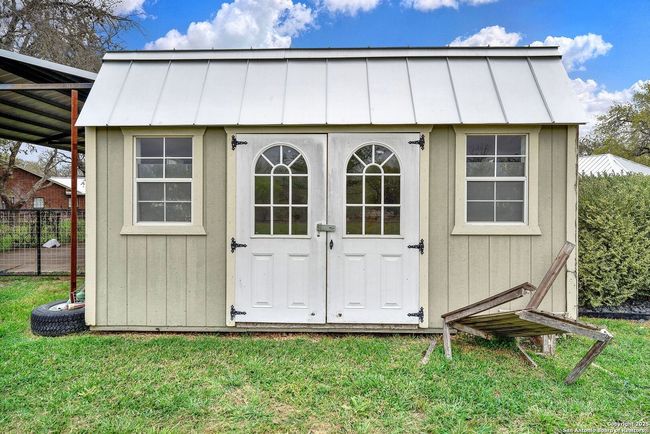 1409 Woodland Ct, House other with 4 bedrooms, 4 bathrooms and null parking in Hondo TX | Image 50