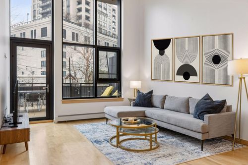 102-1120 S 2nd St, Minneapolis, MN, 55415-1292 | Card Image