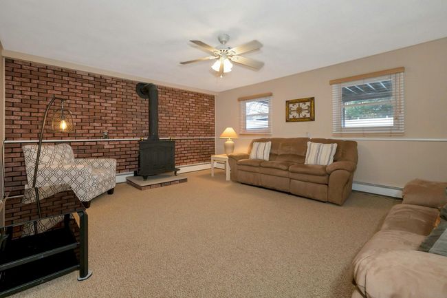 Lower level family room | Image 20