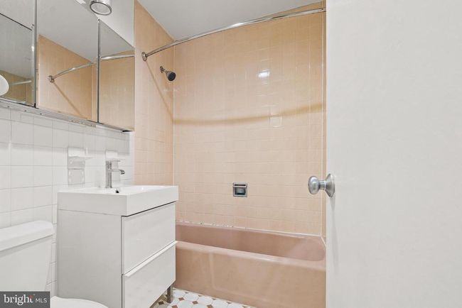 11493 Waterview Cluster, Townhouse with 3 bedrooms, 2 bathrooms and null parking in RESTON VA | Image 22