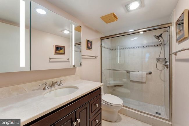 APT-321 - 1800 Old Meadow Rd, Condo with 2 bedrooms, 2 bathrooms and null parking in MCLEAN VA | Image 15