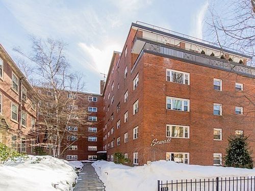 apt-61-131 Sewall Ave, Brookline, MA, 02446-5336 | Card Image