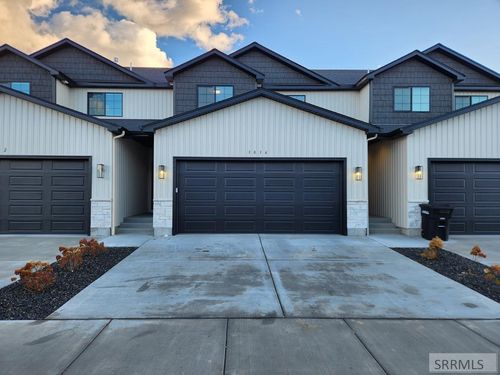 3034 Kalani Ct, Ammon, ID, 83406-5181 | Card Image