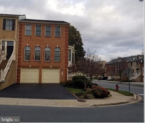 401 Winding Rose Dr, ROCKVILLE, MD, 20850-2861 | Card Image
