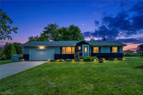 1543 Lindakay Dr, Akron, OH, 44312-5353 | Card Image