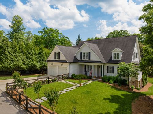 114 Lyerly St, Lookout Mountain, TN, 37350-1034 | Card Image