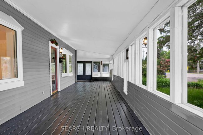 246 Regional Rd, House other with 5 bedrooms, 3 bathrooms and 6 parking in Port Perry ON | Image 6