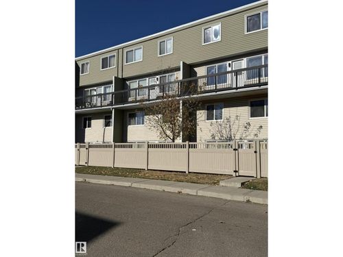 7805 159 St Nw, Edmonton, AB, T5R2E1 | Card Image