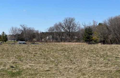 lt9-N979 Winds Way, Ashippun, WI, 53066 | Card Image