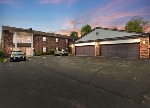 2-1050 S Nelson Ave, Kankakee, IL, 60901-5669 | Card Image