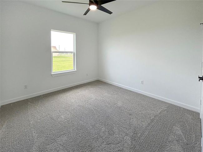 435 Angus Trl, House other with 4 bedrooms, 2 bathrooms and 2 parking in Angleton TX | Image 23