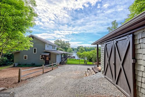 4610 Murray Cove Rd, Tiger, GA, 30576-1677 | Card Image