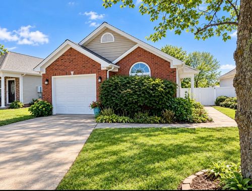 313 Abbey Way N, Hopkinsville, KY, 42240 | Card Image