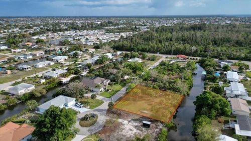 3015 Banyan Way, PUNTA GORDA, FL, 33950-7015 | Card Image