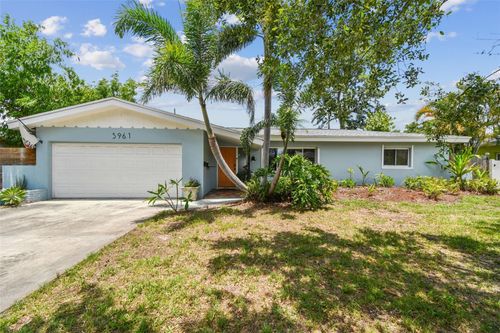 5961 36th Ave N, ST PETERSBURG, FL, 33710-1835 | Card Image