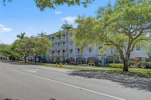 201-7000 Sw 80th St, Miami, FL, 33143-4340 | Card Image