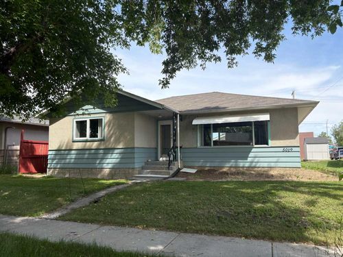 5019 51 St, Mannville, AB, T0B2W0 | Card Image