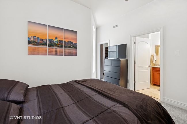 APT-2A - 2212 Campbell Ave, Condo with 2 bedrooms, 2 bathrooms and 1 parking in Chicago IL | Image 13