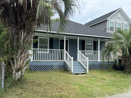 2036 Delaware Ave, North Charleston, SC, 29405-8128 | Card Image