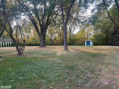 38861 Shoreline Dr, Harrison Twp, MI, 48045-2236 | Card Image