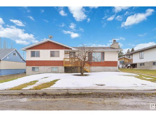 4811 51 Ave, Sangudo, AB, T0E2A0 | Card Image