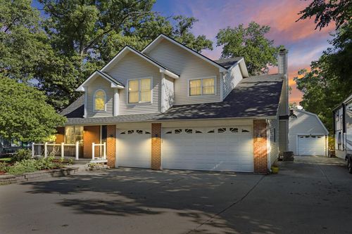 614 Indian Point Road, Twin Lakes, WI, 53181 | Card Image