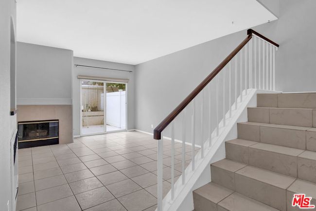 8 - 8 Sagunto, Townhouse with 3 bedrooms, 3 bathrooms and 2 parking in Aliso Viejo CA | Image 5