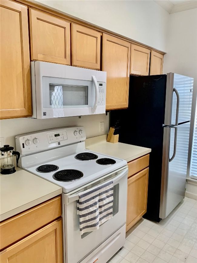 Kitchen | Image 7