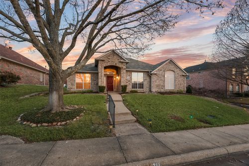 311 Julian Dr, Rockwall, TX, 75087-4649 | Card Image