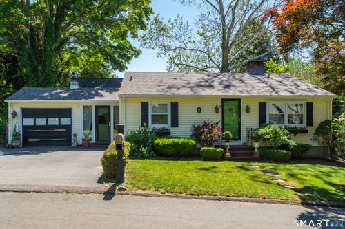17 Grandview Ter, Essex, CT, 06426-1004 | Card Image
