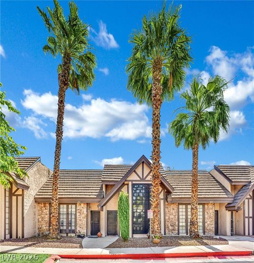 804 Pepperwood Ln, Las Vegas, NV, 89107-1012 | Card Image