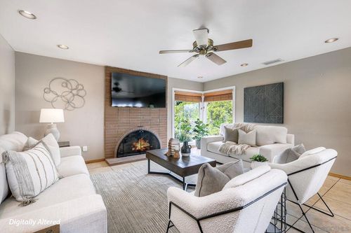 1535 Avenida Ladera, El Cajon, CA, 92020-1303 | Card Image