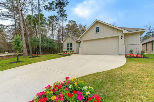 12418 Browning Dr, Montgomery, TX, 77356-5463 | Card Image