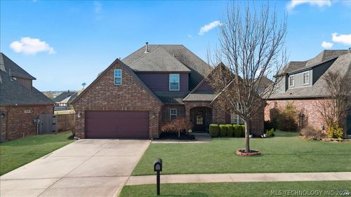 16506 E 49th Pl, Tulsa, OK, 74134-7190 | Card Image