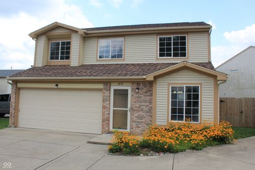4676 Falcon Run Way, Indianapolis, IN, 46254-2000 | Card Image
