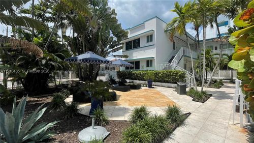 408-7710 Harding Ave, MIAMI BEACH, FL, 33141-2193 | Card Image